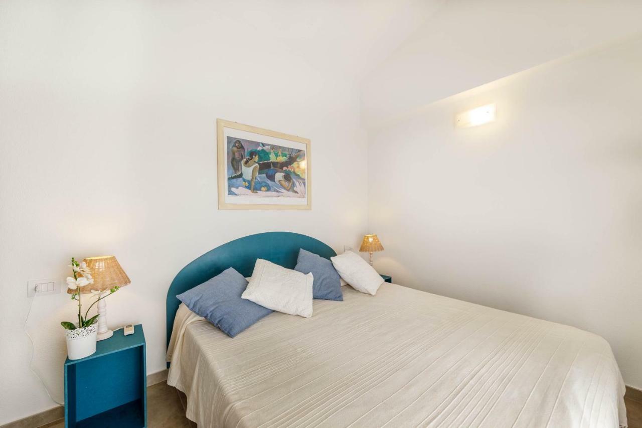 Caneis Apartments San Teodoro  Esterno foto