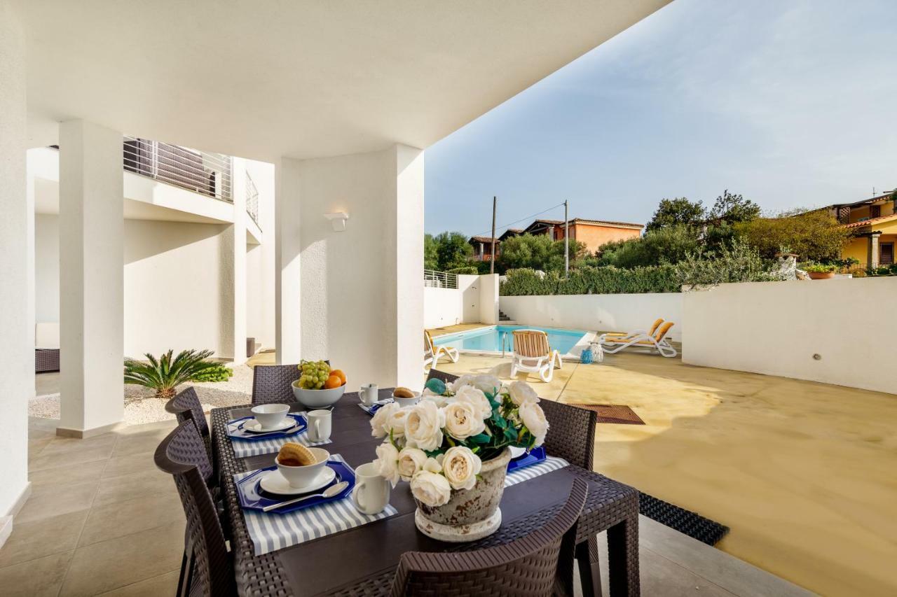 Caneis Apartments San Teodoro  Esterno foto