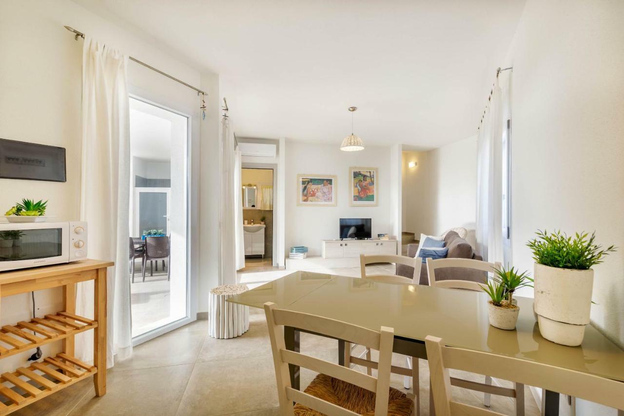 Caneis Apartments San Teodoro  Esterno foto