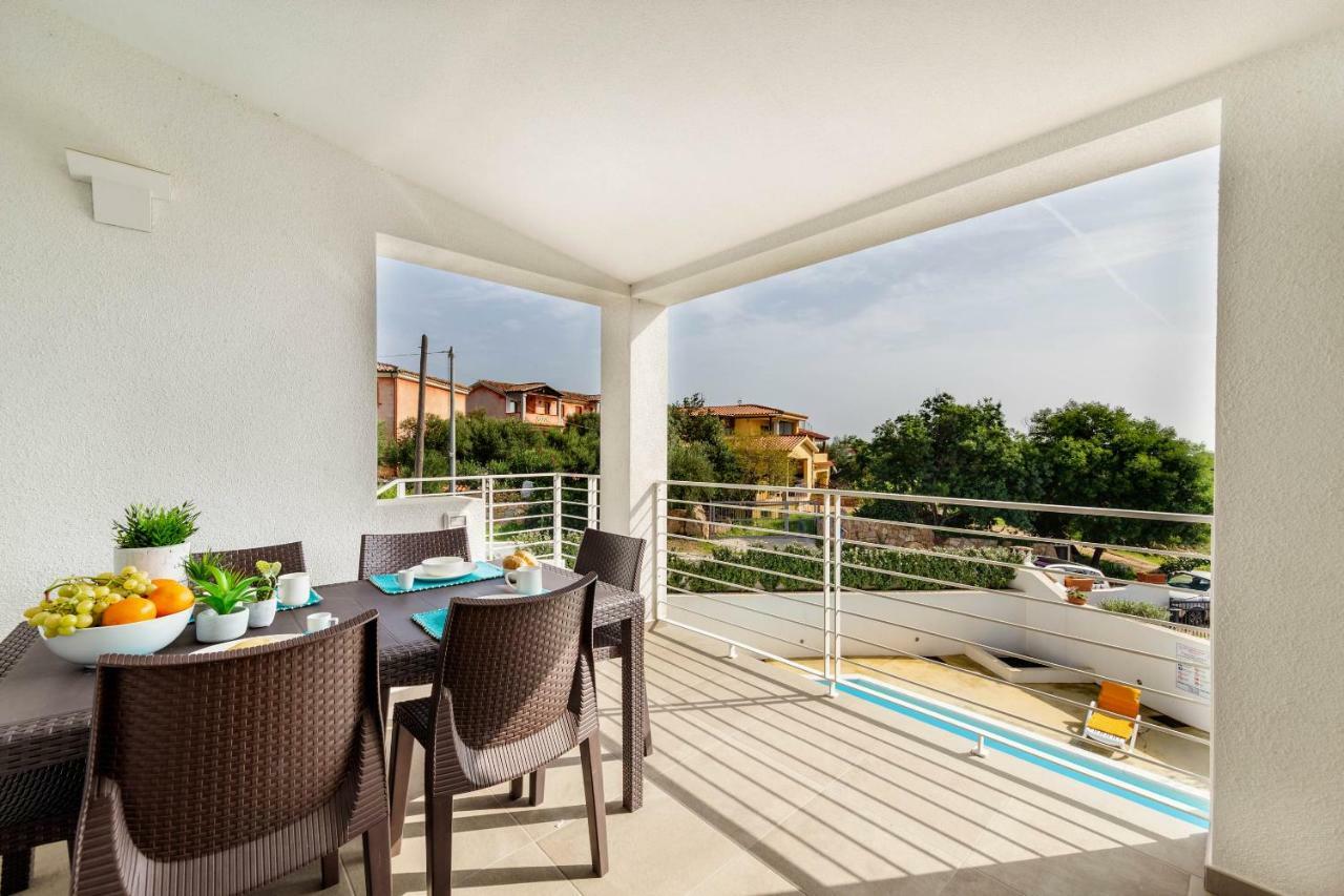 Caneis Apartments San Teodoro  Esterno foto