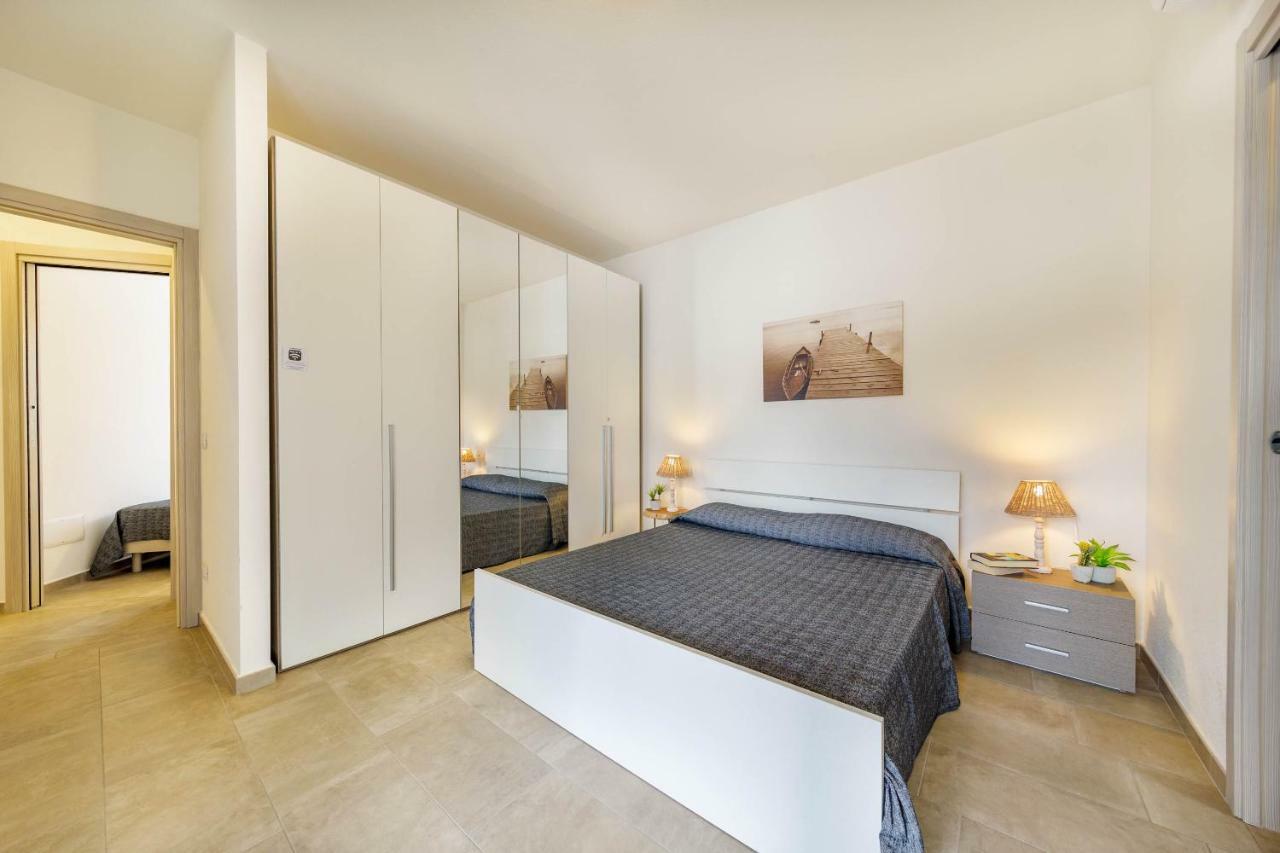 Caneis Apartments San Teodoro  Esterno foto
